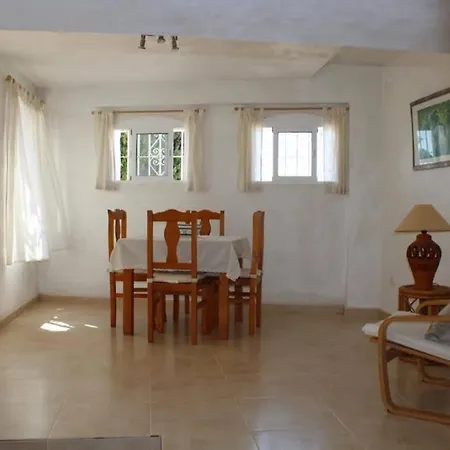 Paco Romo 5 Apartment